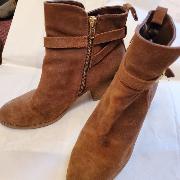Ralph Lauren leather mini heel boots - Picture 2 of 7